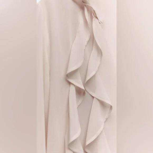 ZARA Ruffled Chiffon Blouse – Size M | Elegant & Feminine - Picture 5 of 7